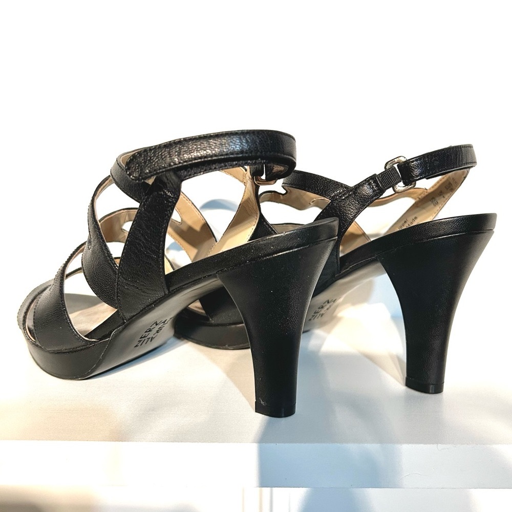 Naturalizer Pressley Black Leather Heels Pumps
